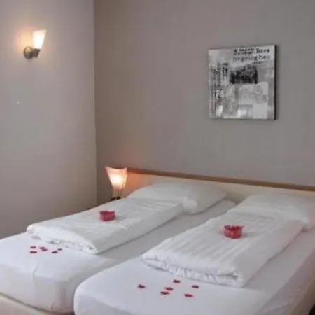 Holiday home Strandnaher Fuer 4 Personen Oostrum (Limburg)